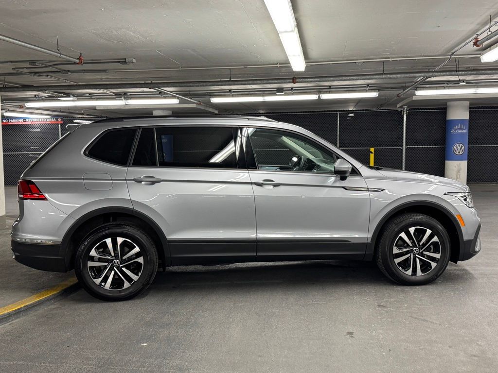 2022 Volkswagen Tiguan 2.0T S 32