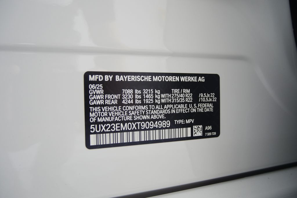 Thumbnail: 2026 BMW X7 - 27