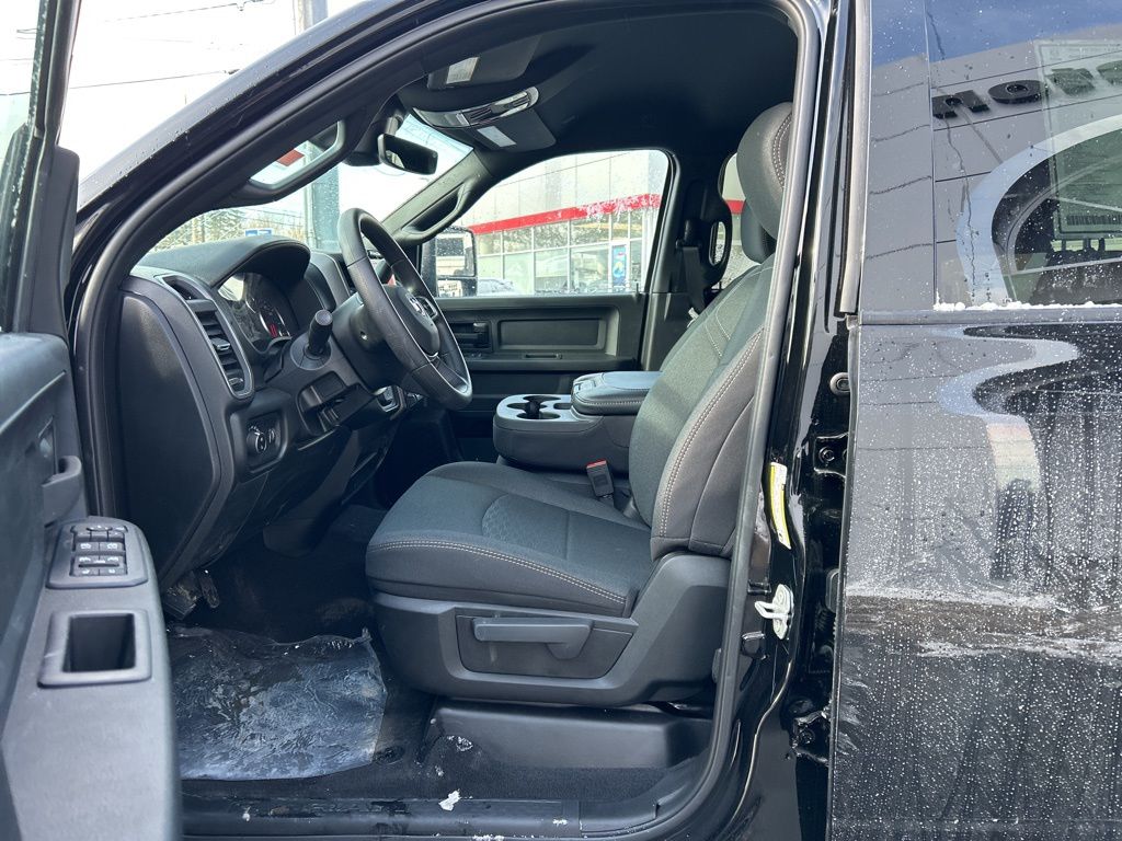 2026 RAM 2500 Tradesman - Photo 9
