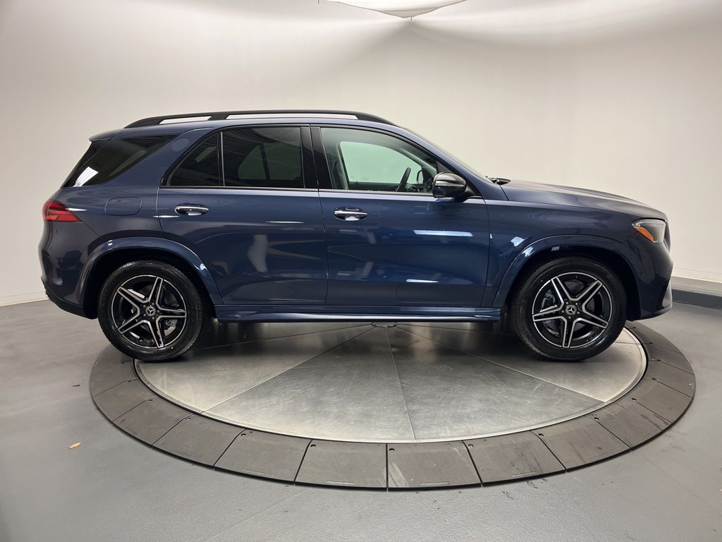 Thumbnail: 2026 Mercedes-Benz GLE - 8