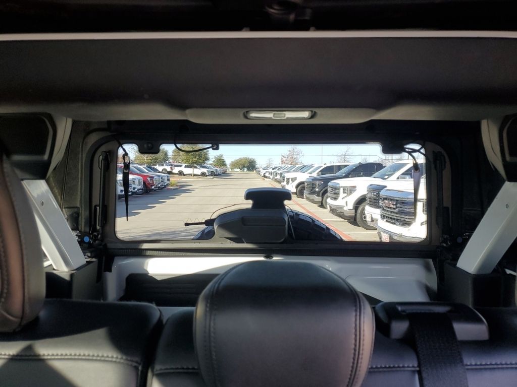 Used Car 2022 Ford Bronco  Black Diamond For Sale Under $40,000 In Austin, Texas