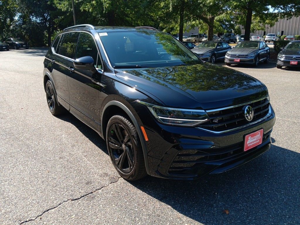 2024 Volkswagen Tiguan 2.0T SE R-Line Black 7