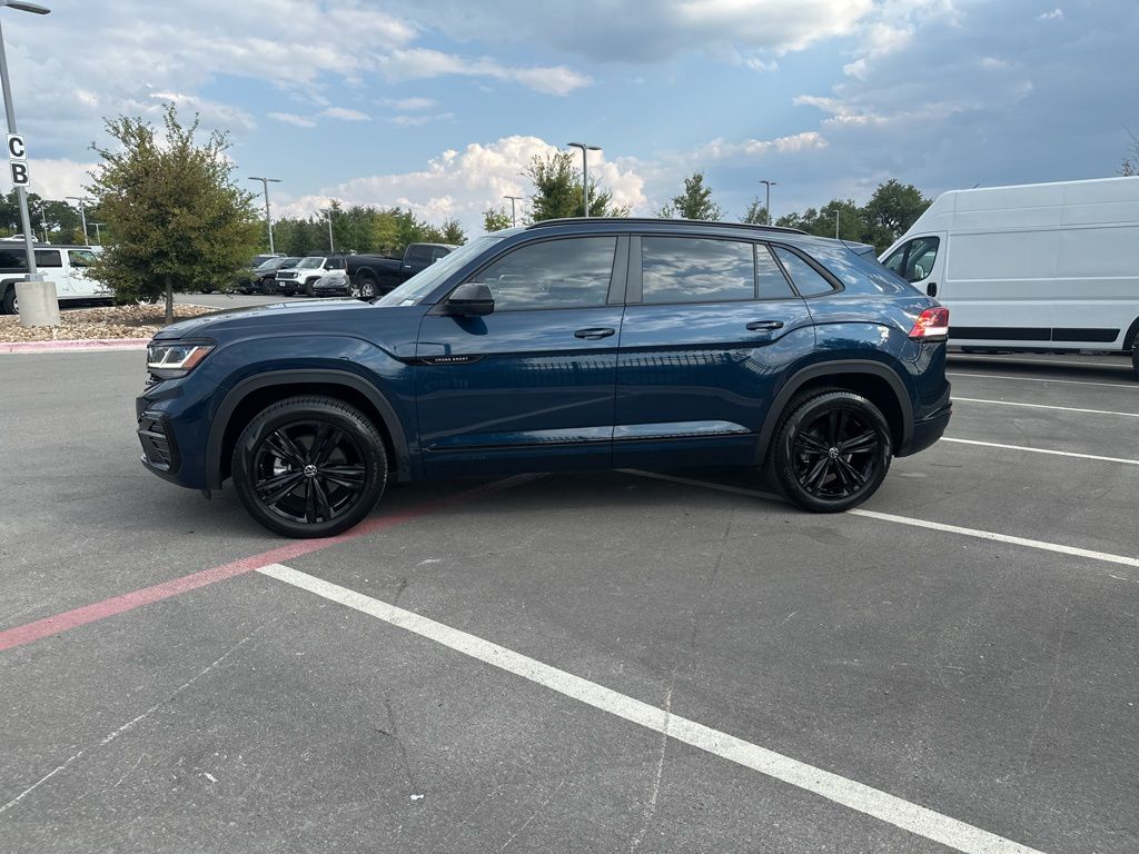 Used Car 2023 Volkswagen Atlas Cross Sport  2.0t Sel R-line For Sale In Austin, Texas
