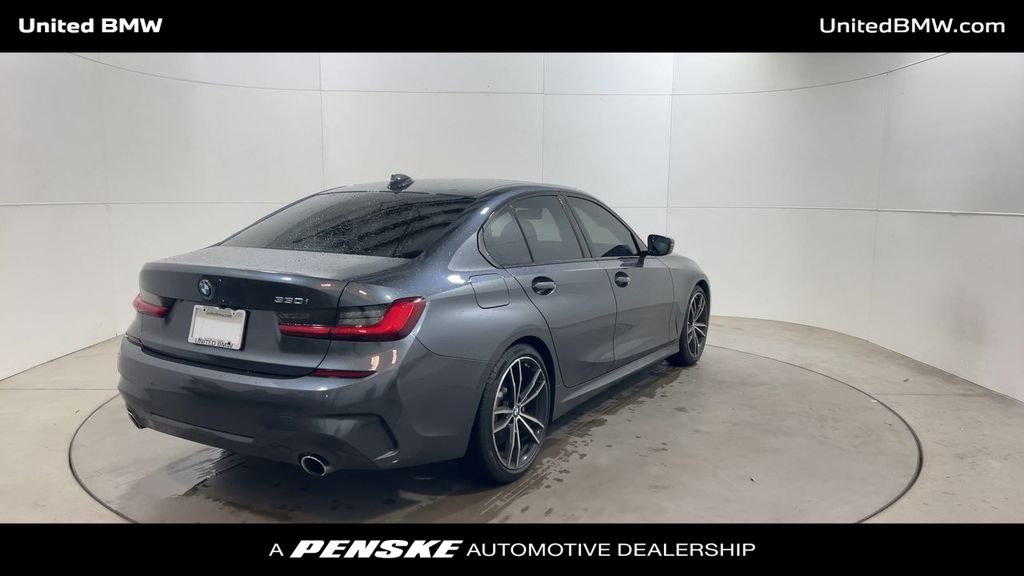2019 BMW 3 Series 330i 8