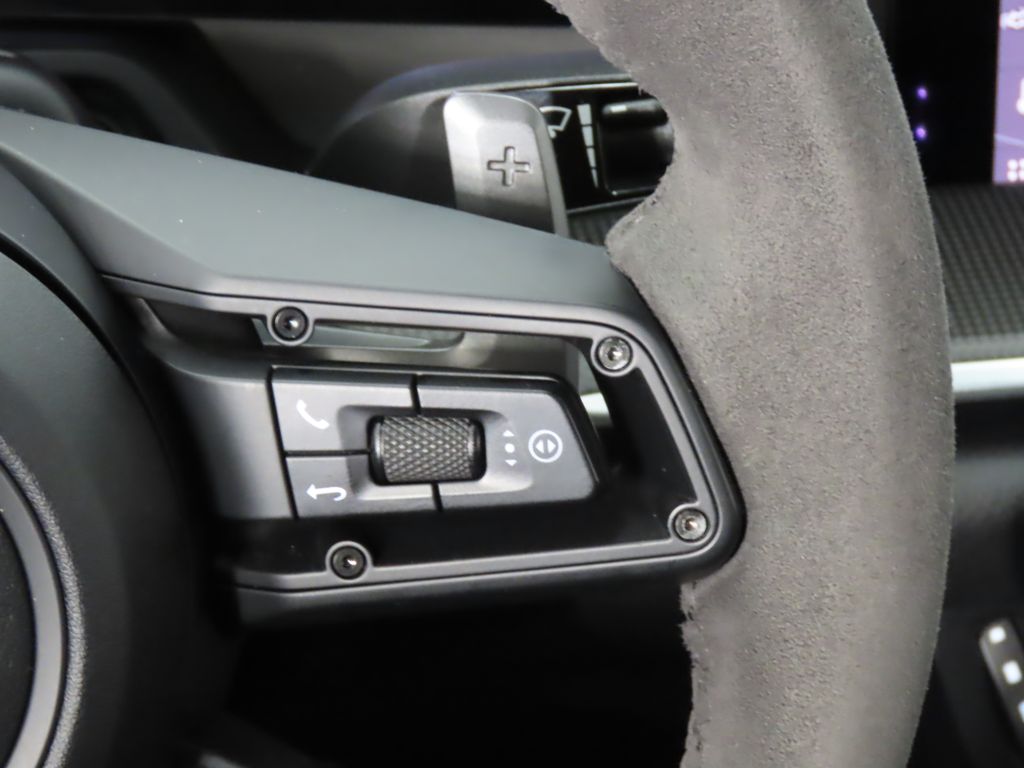 Thumbnail: 2020 Porsche 911 - 21