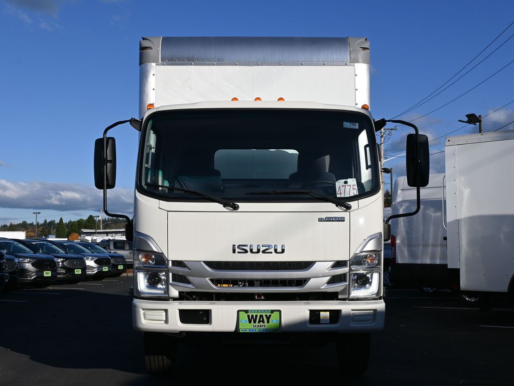 2024 Isuzu NPR HD 