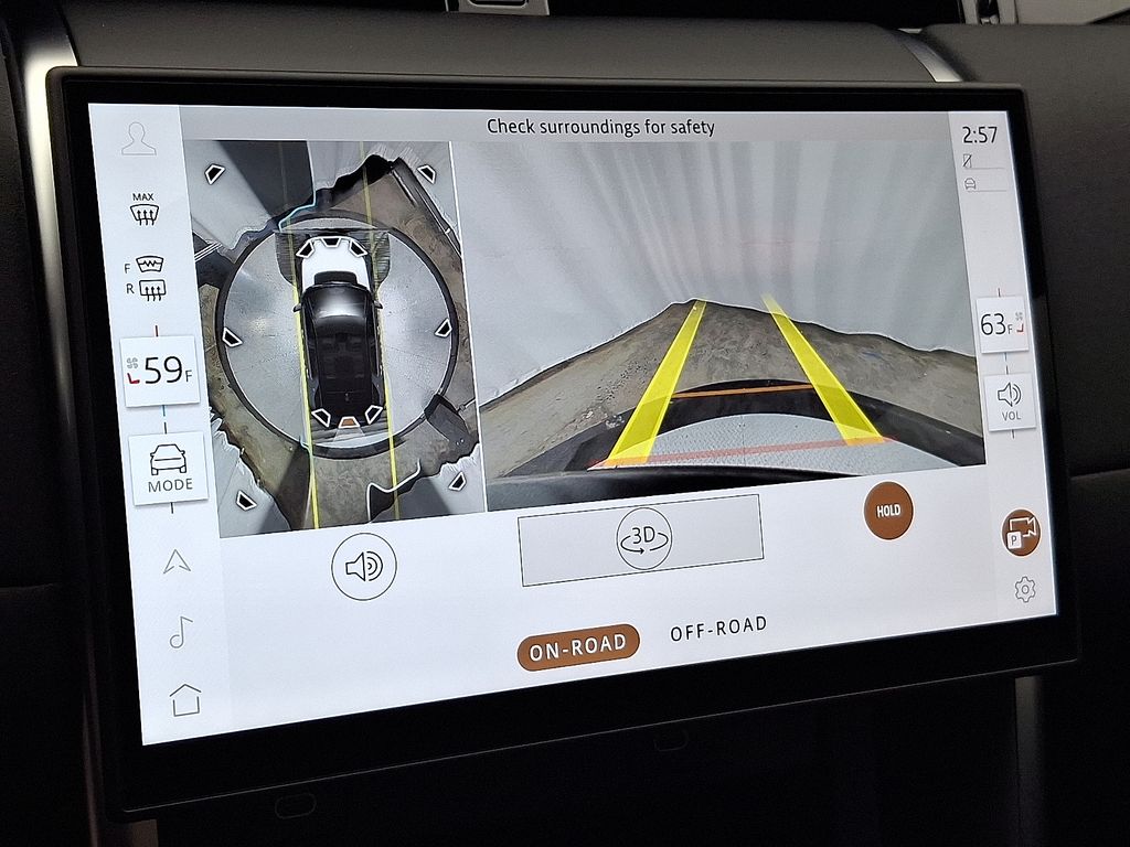 Thumbnail: 2025 Land Rover Discovery Sport - 20