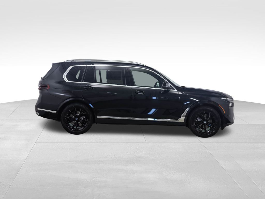 Thumbnail: 2026 BMW X7 - 7