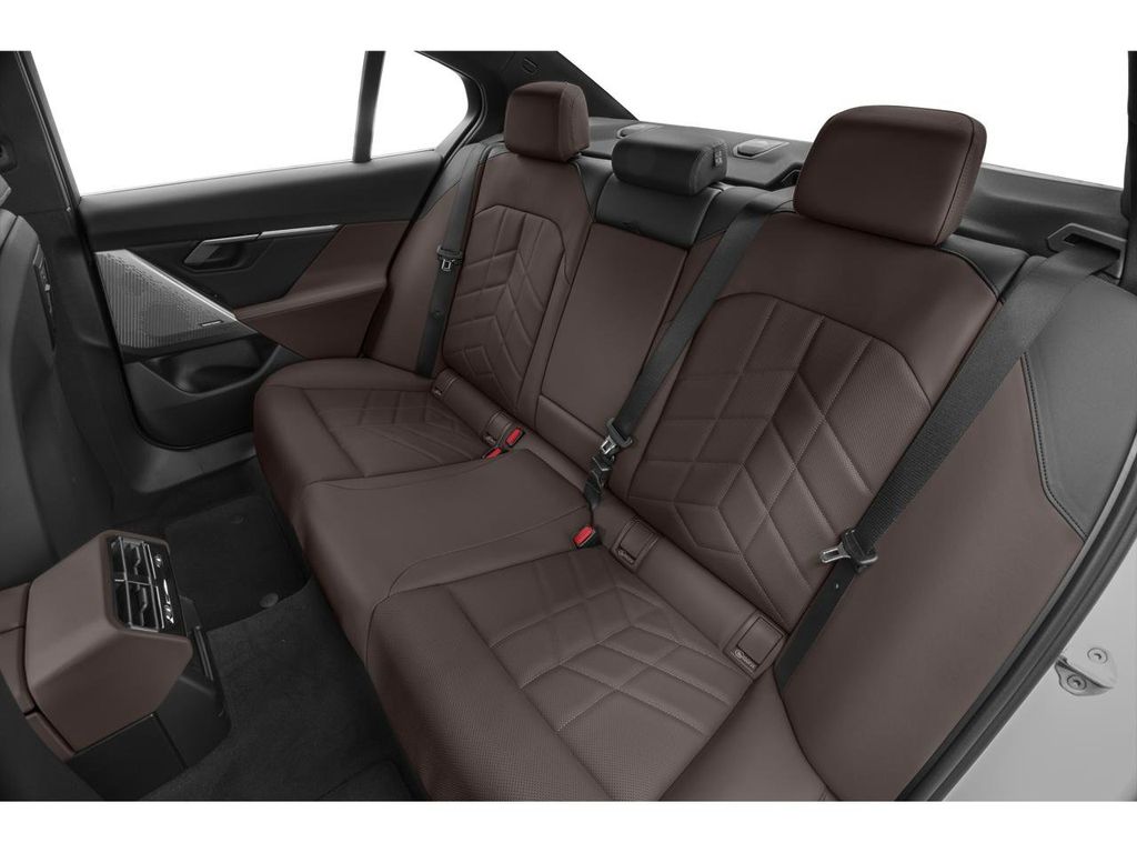 2026 BMW 5 Series 540i xDrive 13