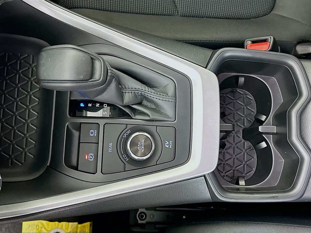 Thumbnail: 2025 Toyota RAV4 - 16