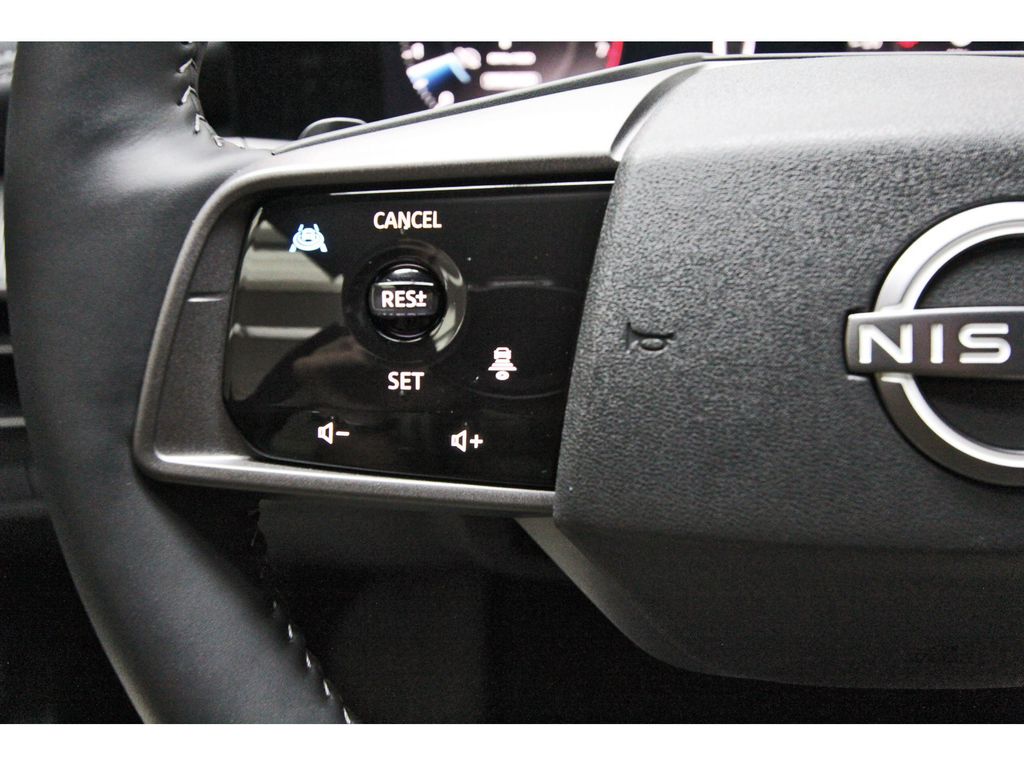 2025 Nissan Murano SV White at Central Houston Nissan