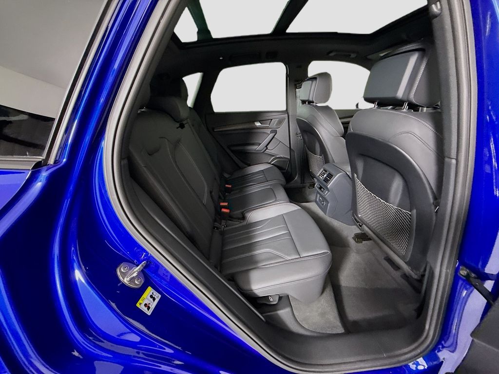 Thumbnail: 2025 Audi Q5 - 22