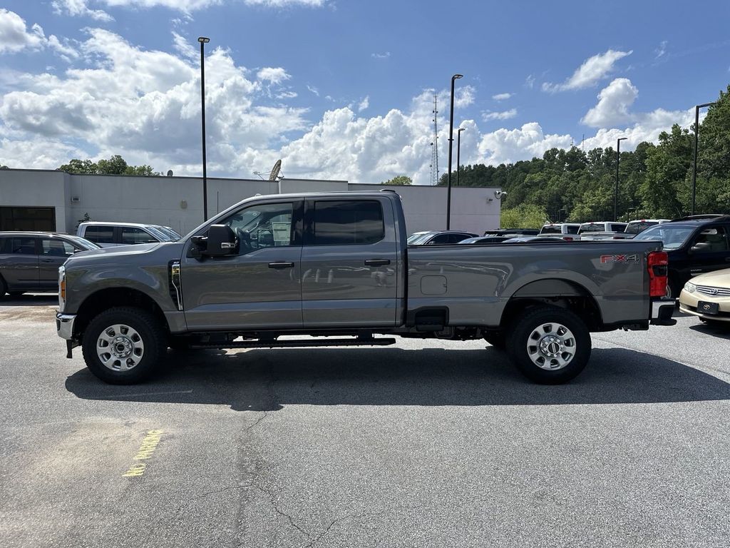 2024 Ford F-350SD XLT 4