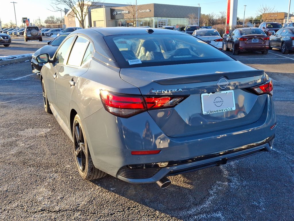 2025 Nissan Sentra SR 3