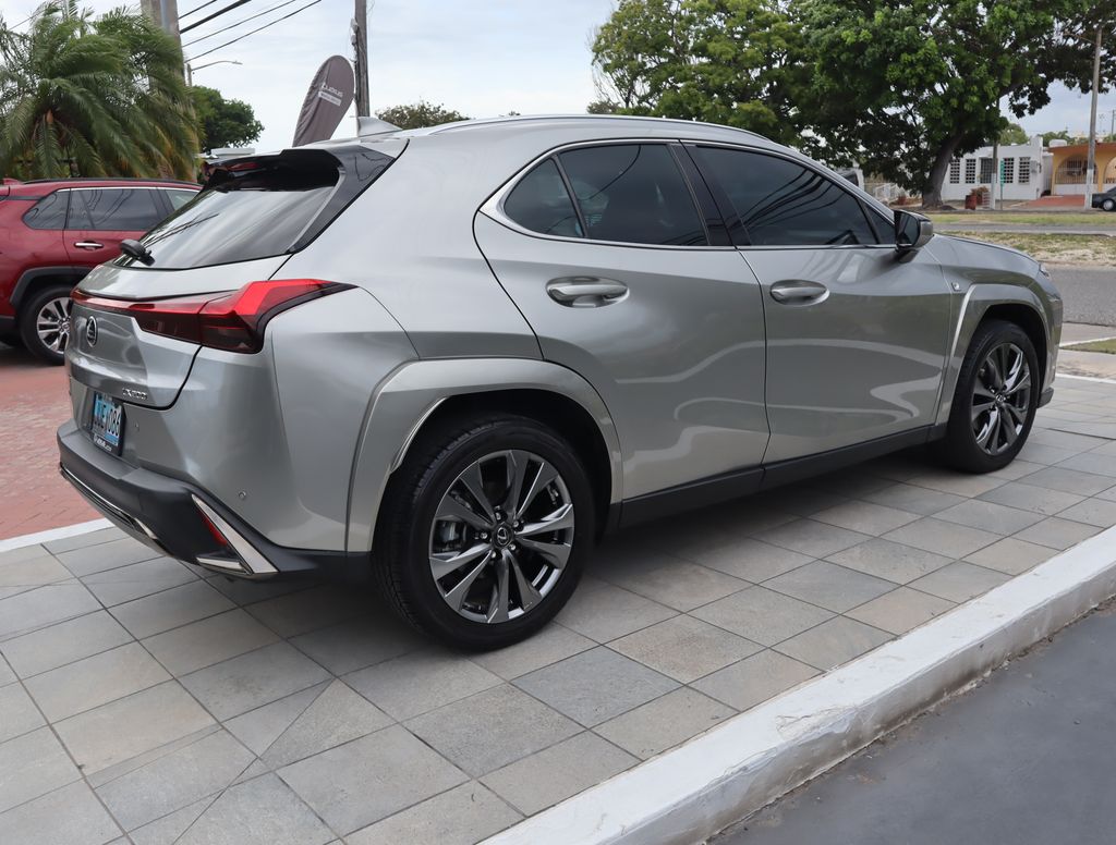 Thumbnail: 2022 Lexus UX - 5