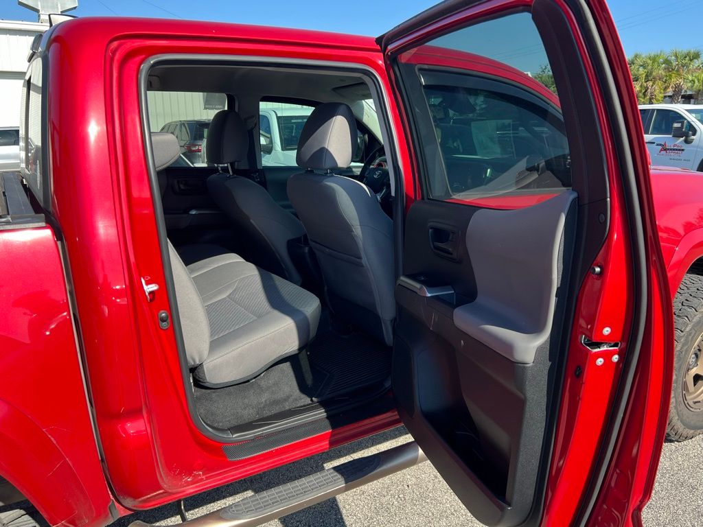 2022 Toyota Tacoma SR 7