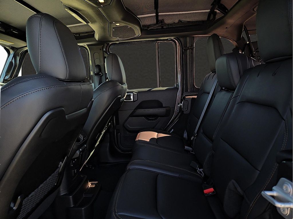 New 2026 Jeep Wrangler For Sale in Farmington, AR