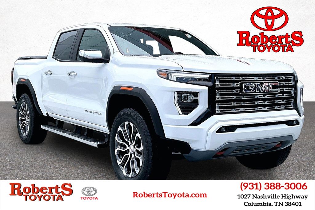 Summit White 2025 GMC Canyon Pickup Truck Four-Wheel Drive 8-Speed Automatic