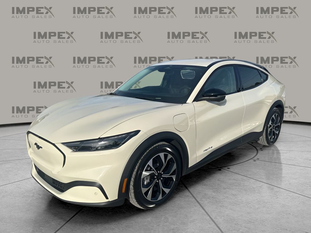 2025 Ford Mustang Mach-E Select's photo