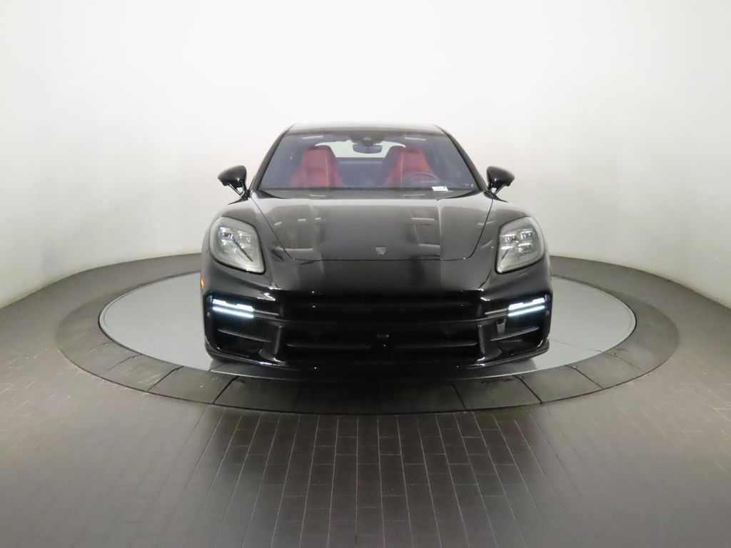 Thumbnail: 2026 Porsche Panamera - 10