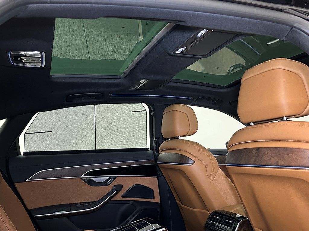 Thumbnail: 2025 Audi A8 - 11