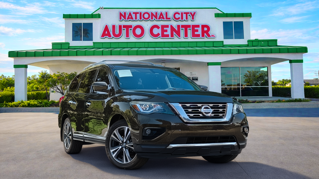 2017 Nissan Pathfinder Platinum