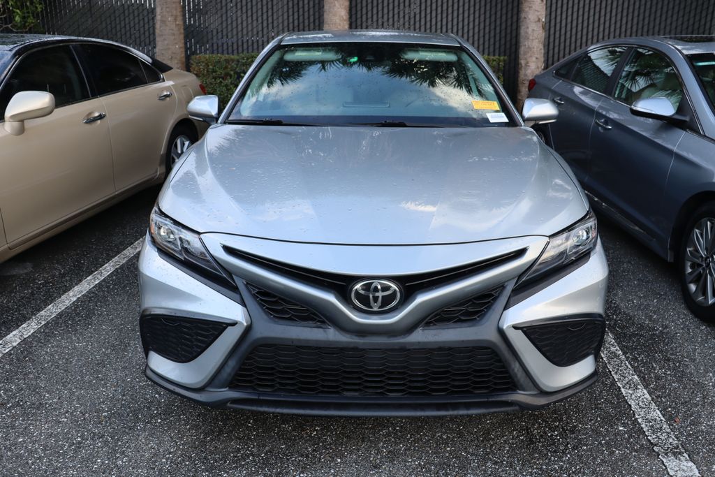 2022 Toyota Camry SE 5