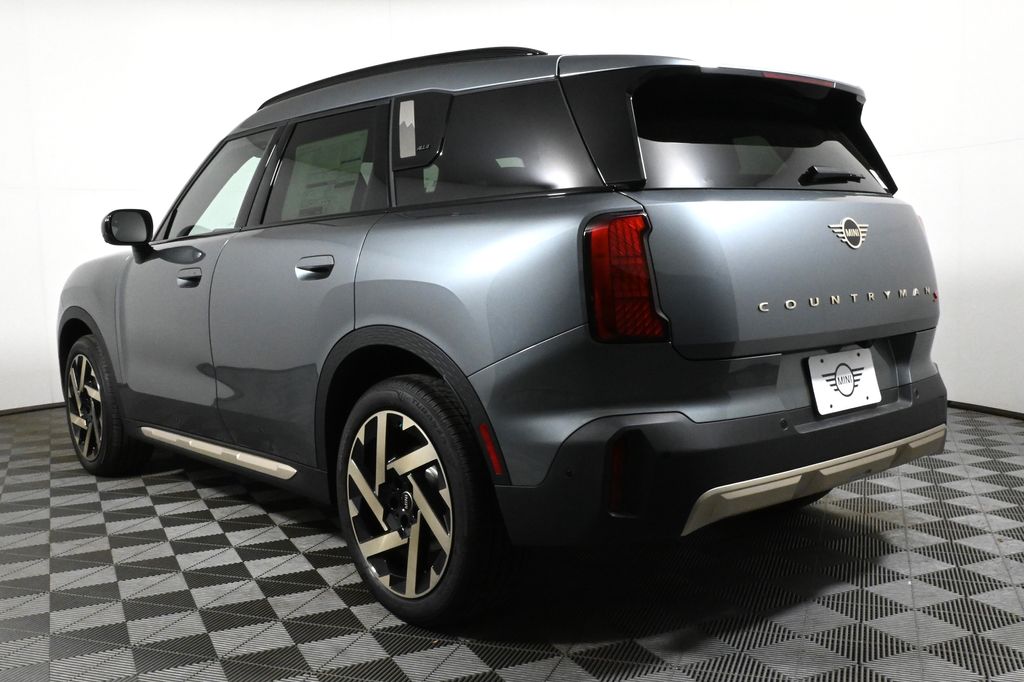 2025 MINI Cooper Countryman Base 5