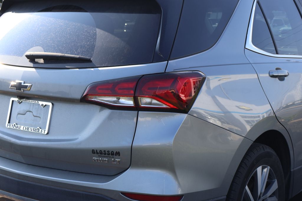 Thumbnail: 2024 Chevrolet Equinox - 9