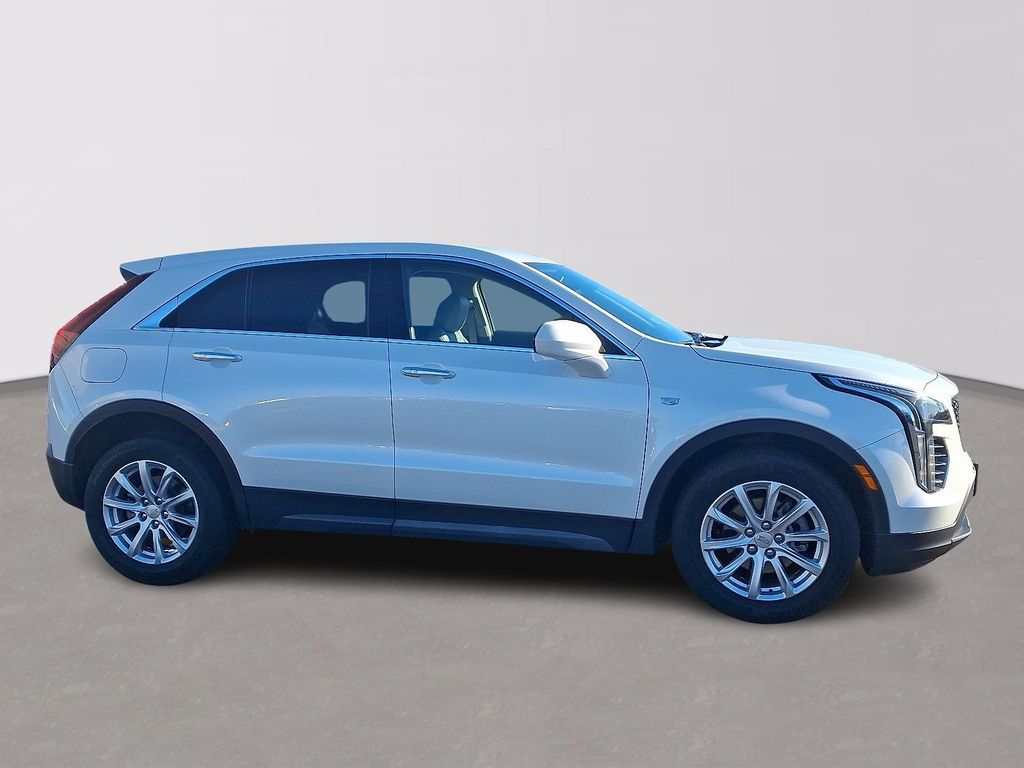 Thumbnail: 2022 Cadillac XT4 - 7