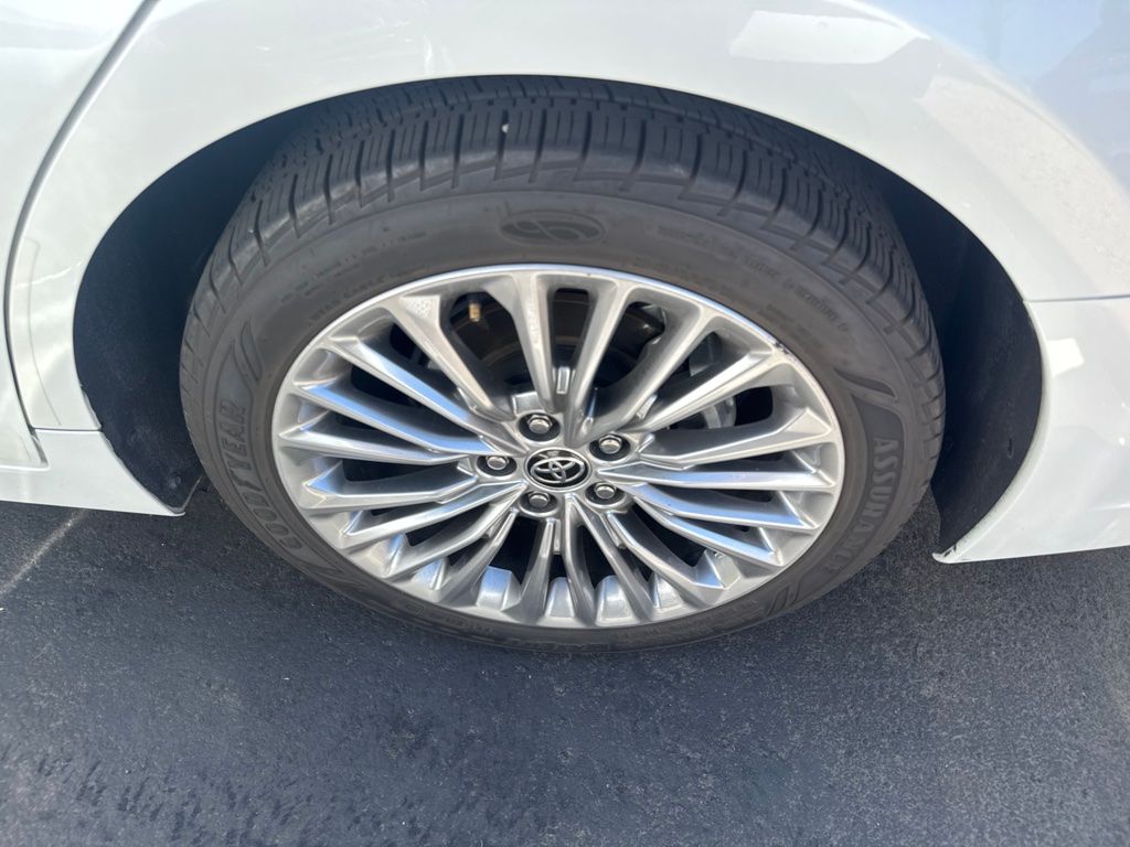 Thumbnail: 2021 Toyota Avalon - 7