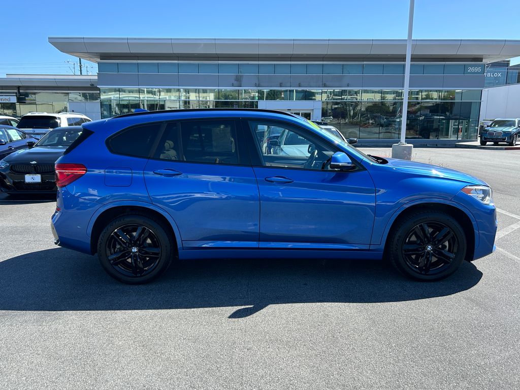 Thumbnail: 2019 BMW X1 - 6