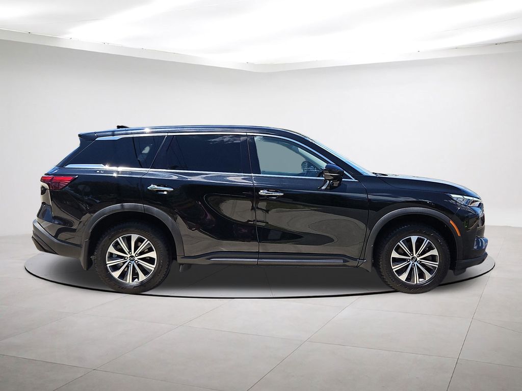 2023 INFINITI QX60 PURE Black at Lugoff Nissan