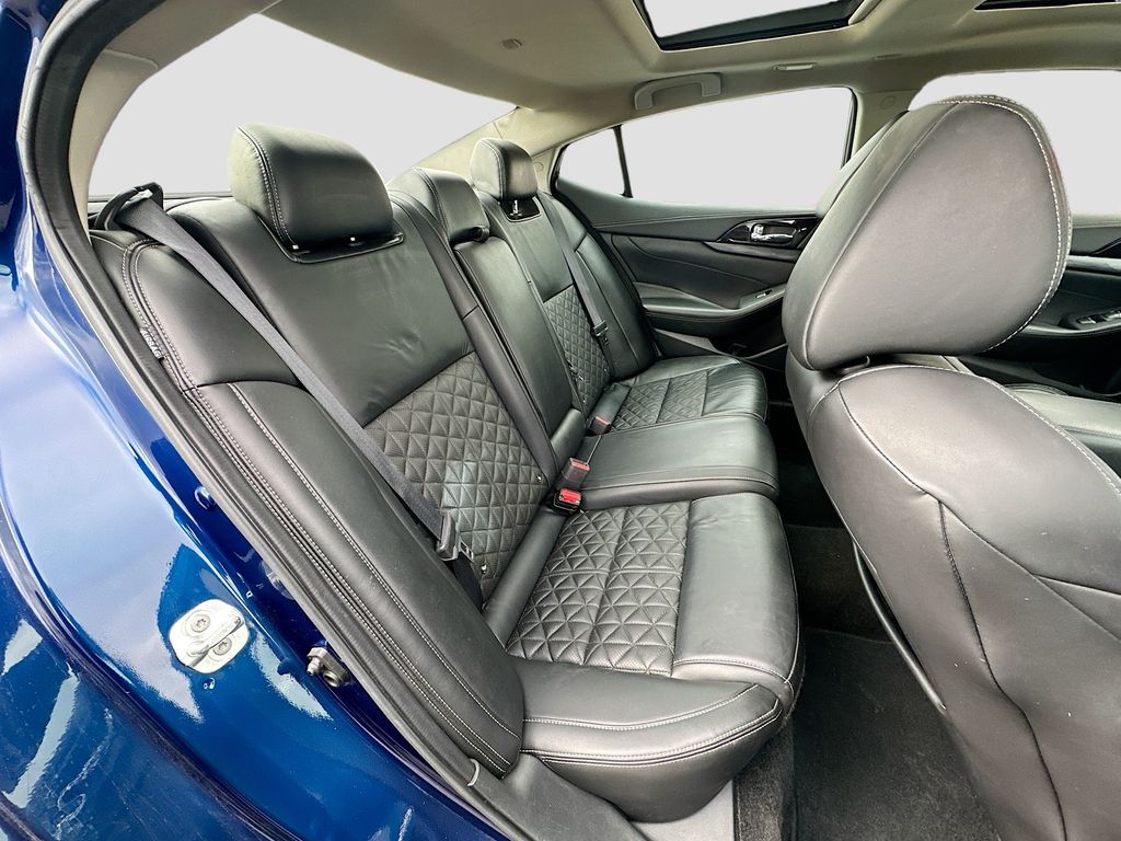 Used 2021 Blue Nissan Platinum image 29