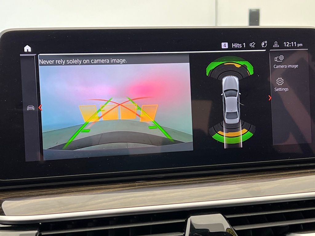 Thumbnail: 2021 BMW 5 Series - 15