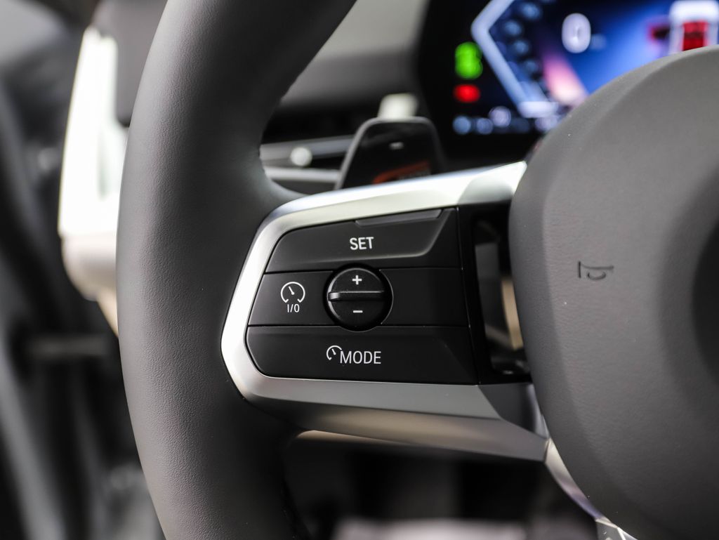 Thumbnail: 2025 BMW X2 - 12