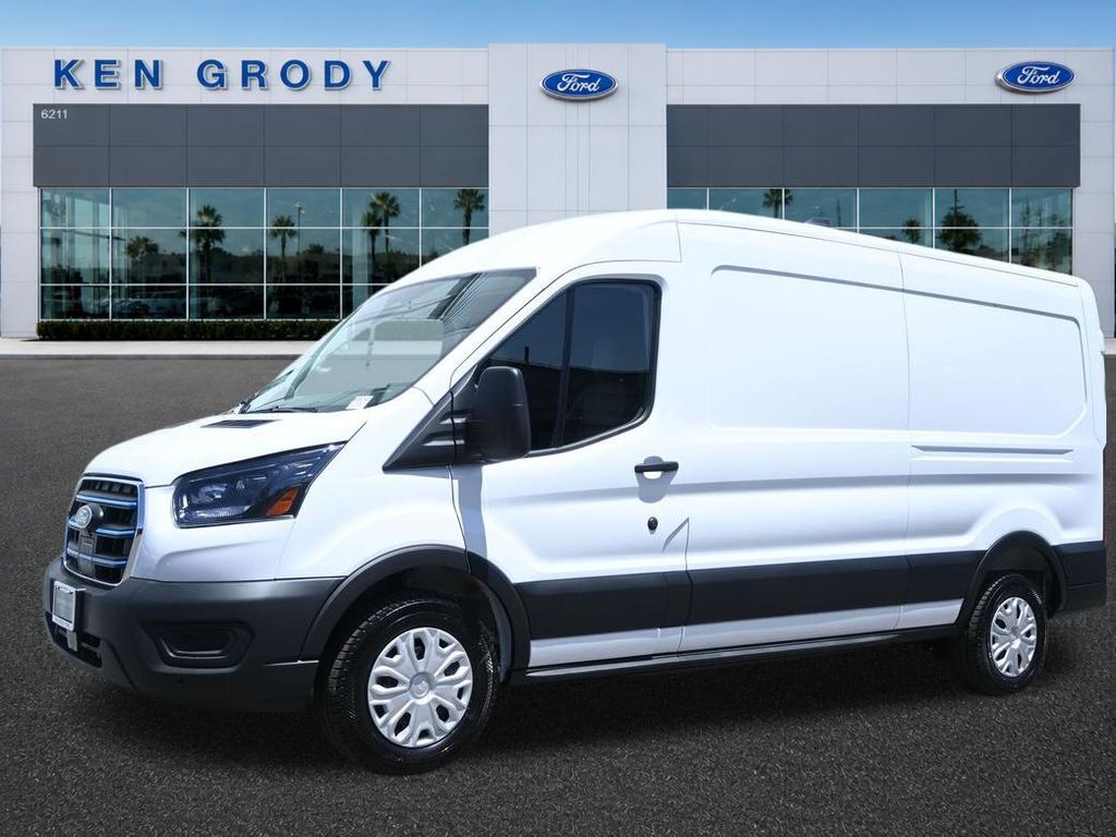 Oxford White 2026 Ford E-Transit 350 Medium Roof LB RWD Van Rear-Wheel Drive Automatic