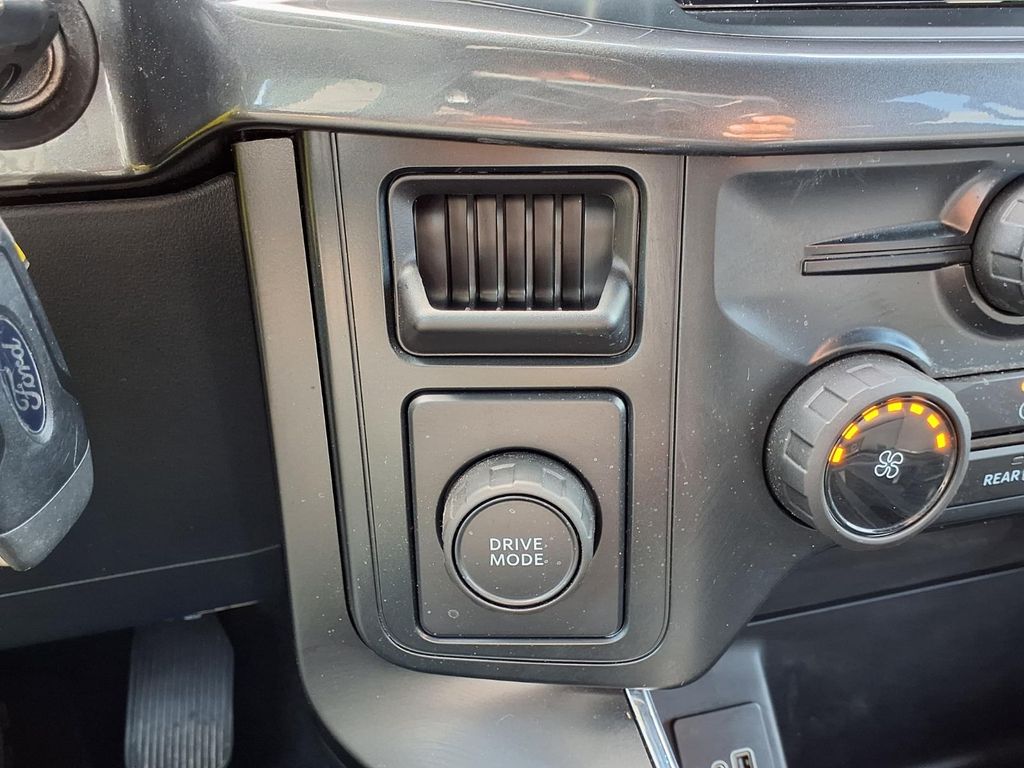 2025 Ford F-150 STX - 10