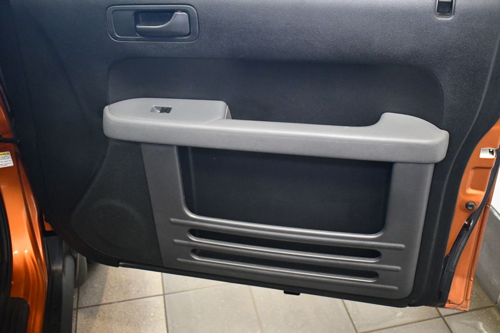 Thumbnail: 2006 Honda Element - 30