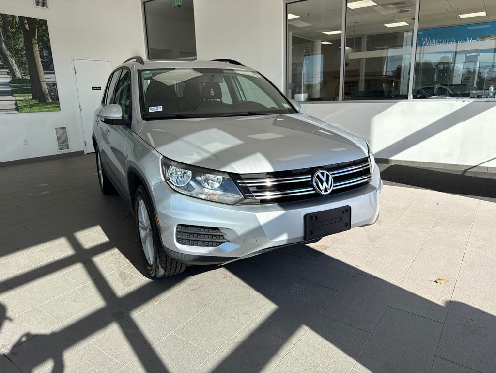 2018 Volkswagen Tiguan Limited 2.0T
