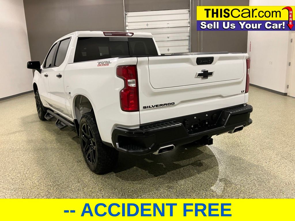2022 Chevrolet Silverado 1500 LT Trail Boss photo 2