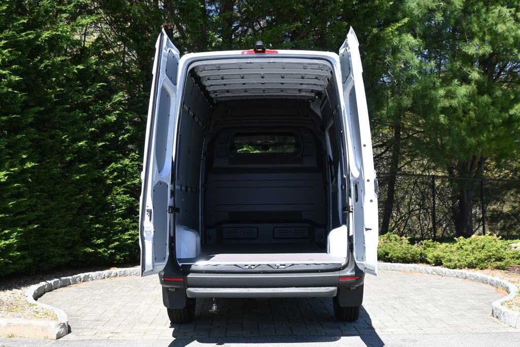 2025 Mercedes-Benz Sprinter 2500 30