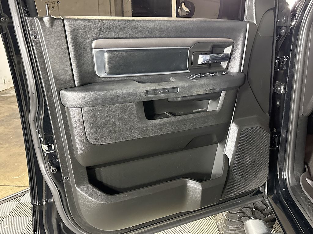 2021 Ram 1500 Classic Warlock