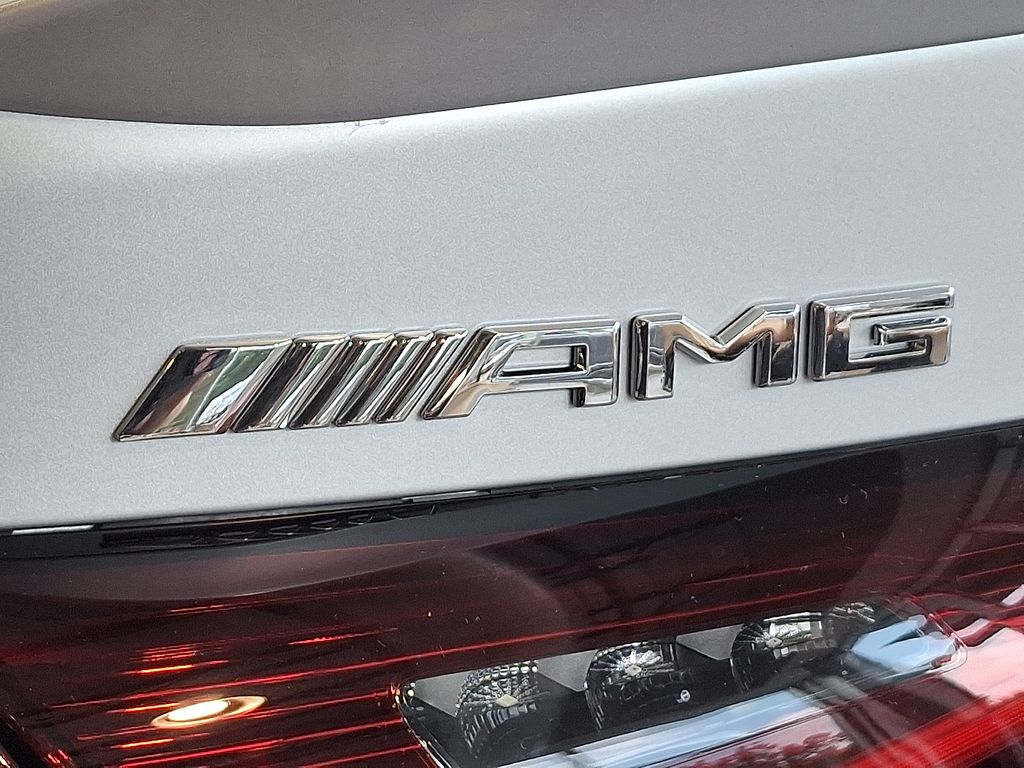 Thumbnail: 2025 Mercedes-Benz GLC - 15