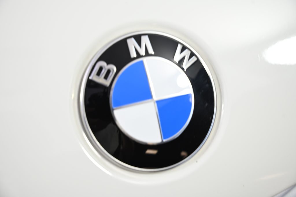 2022 BMW 5 Series 530i xDrive 13