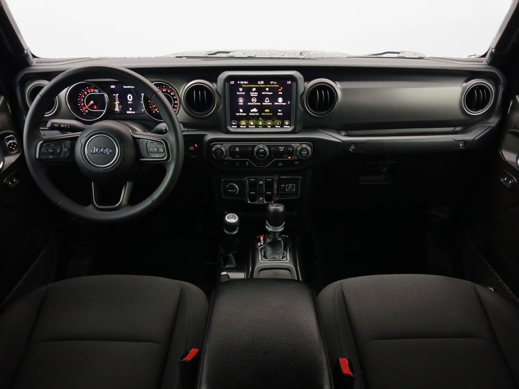 Used Car 2023 Jeep Gladiator  Willys For Sale Under $35,000 In Austin, Texas