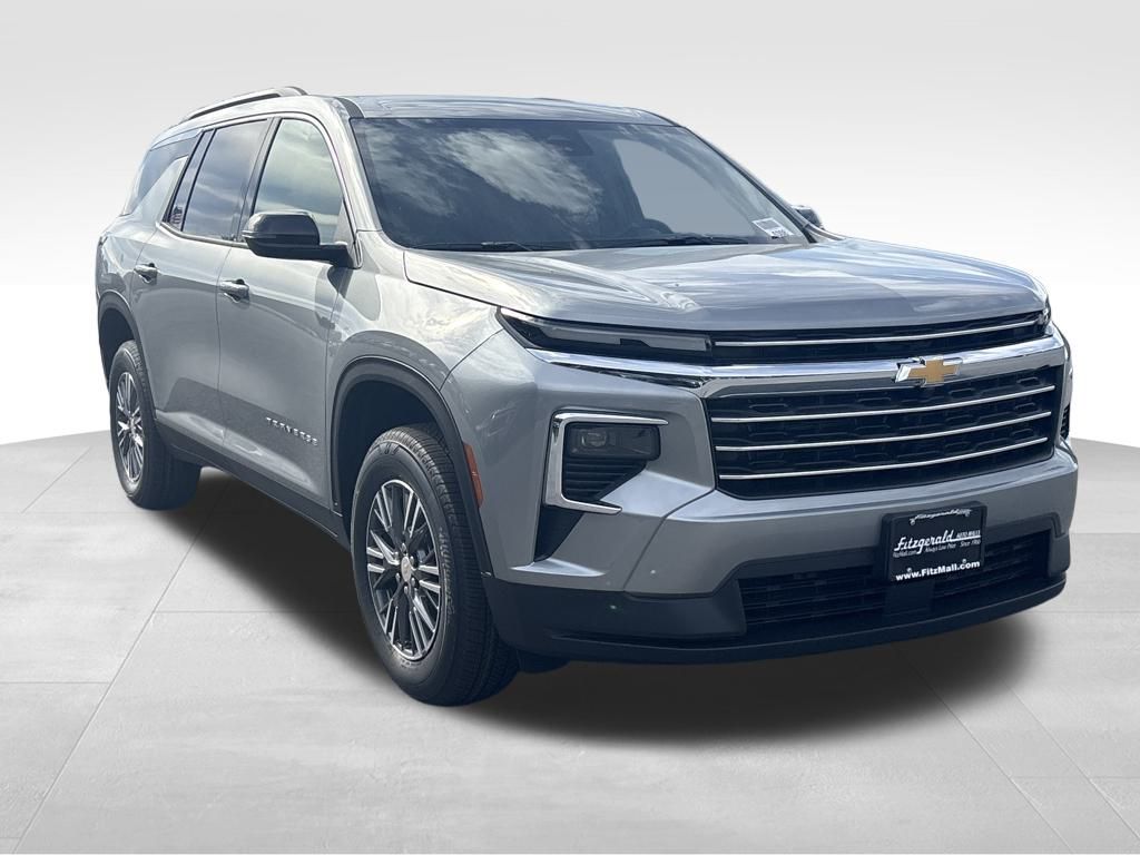 2026 Chevrolet Traverse LT's photo