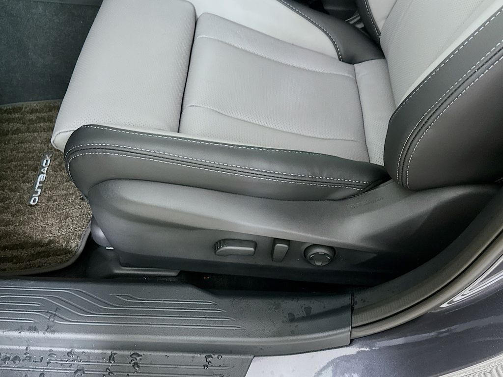 2025 Subaru Outback Limited - Photo 9