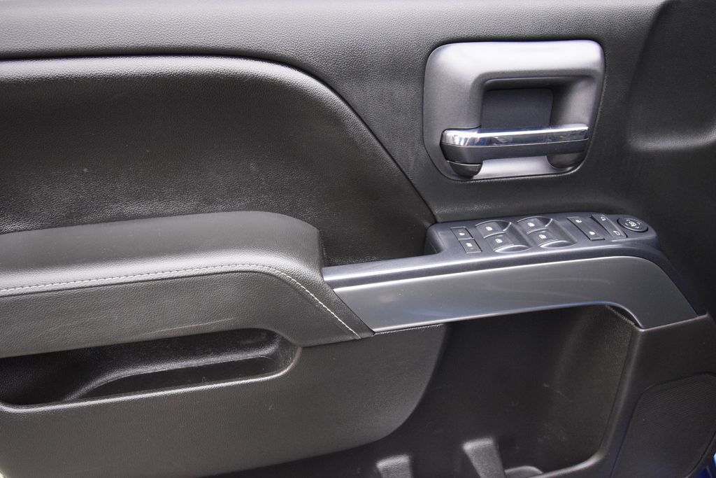 used 2015 Chevrolet Silverado 1500 car, priced at $18,000