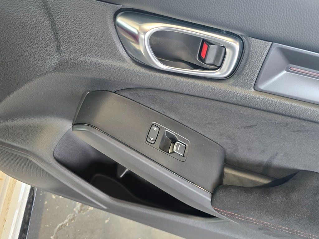 Thumbnail: 2025 Honda Civic - 25